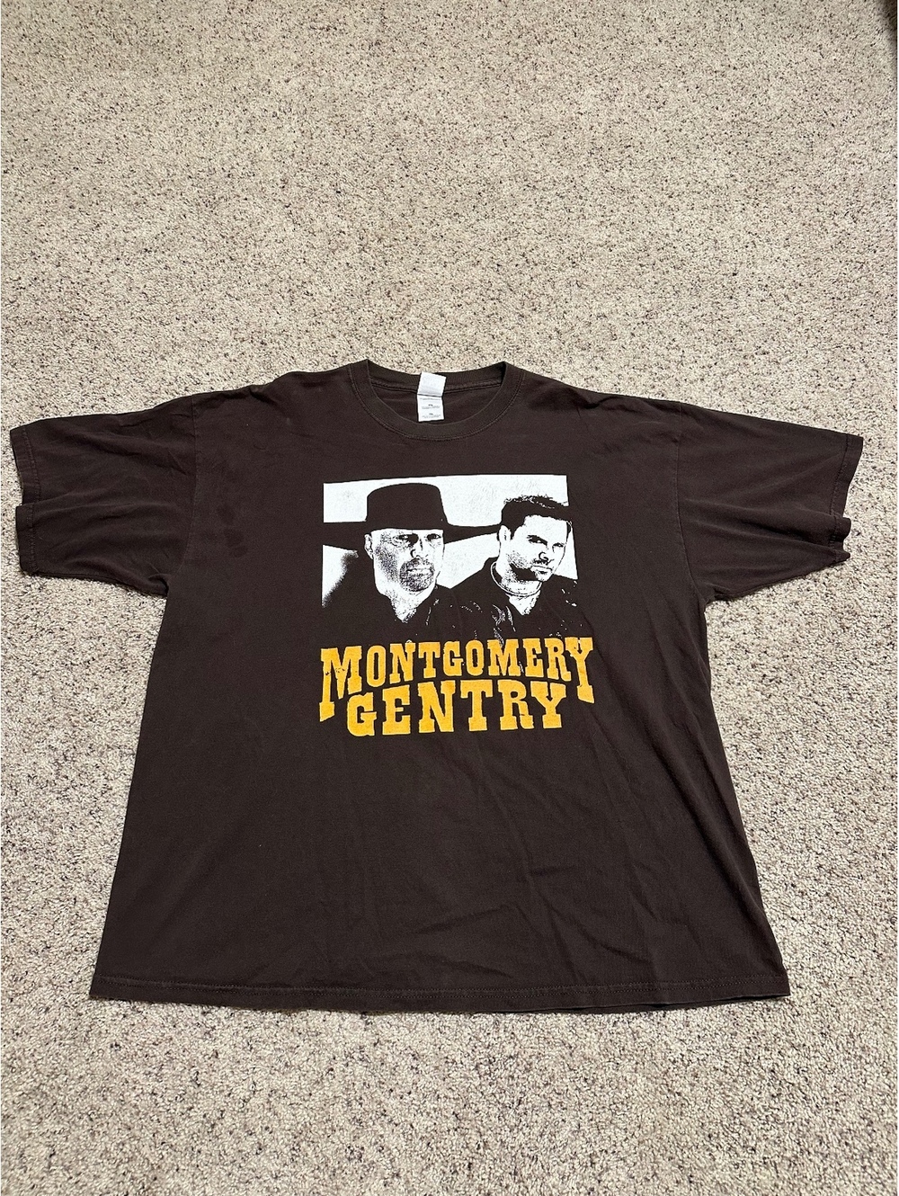 Montgomery Gentry 2XL Brown Graphic T-Shirt
